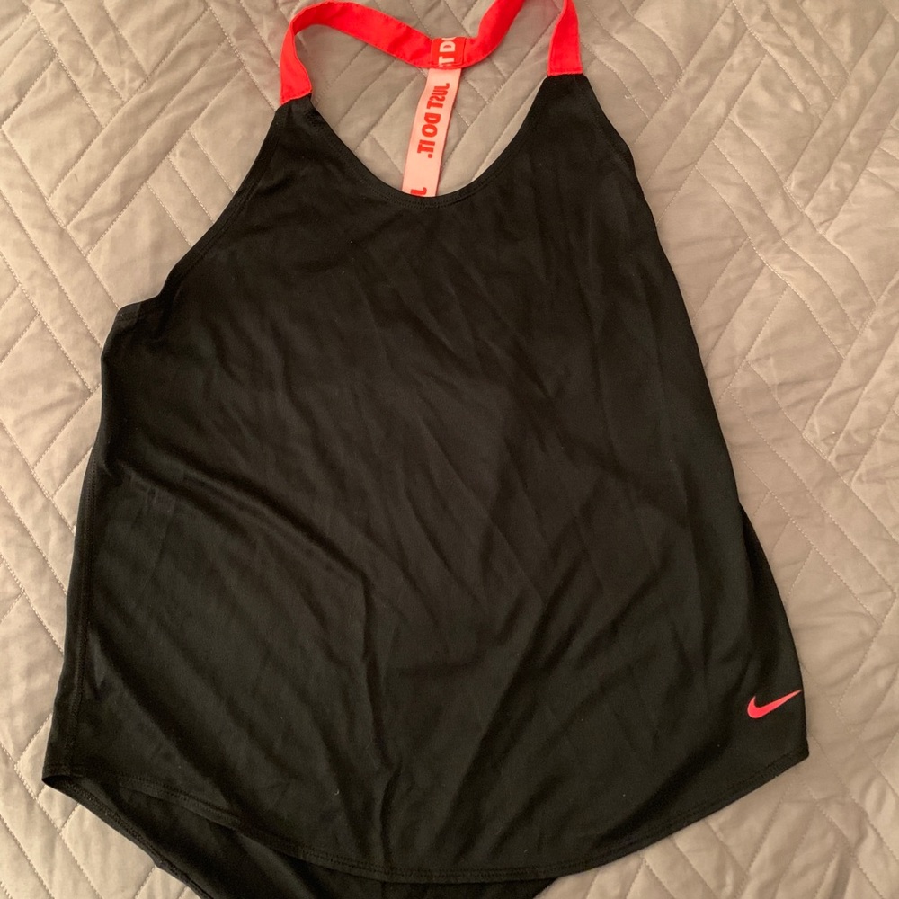 Nike Workout Tank - size M